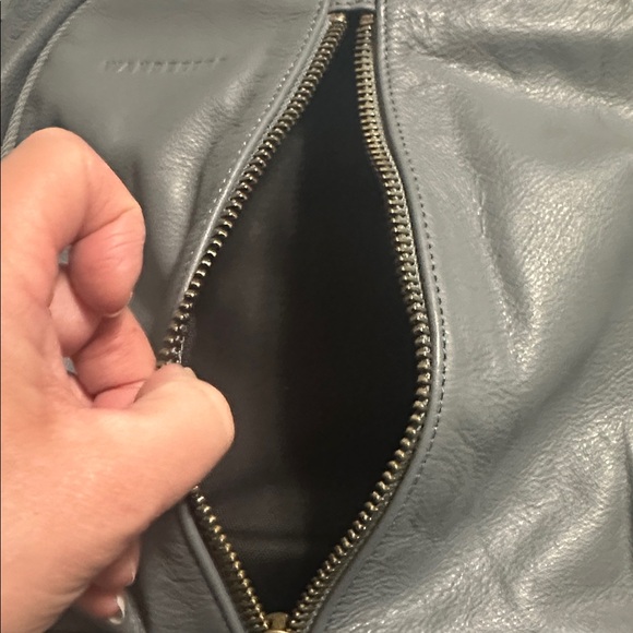 Wanderer Travel Co Noosa Gray Leather Backpack - Picture 11 of 11